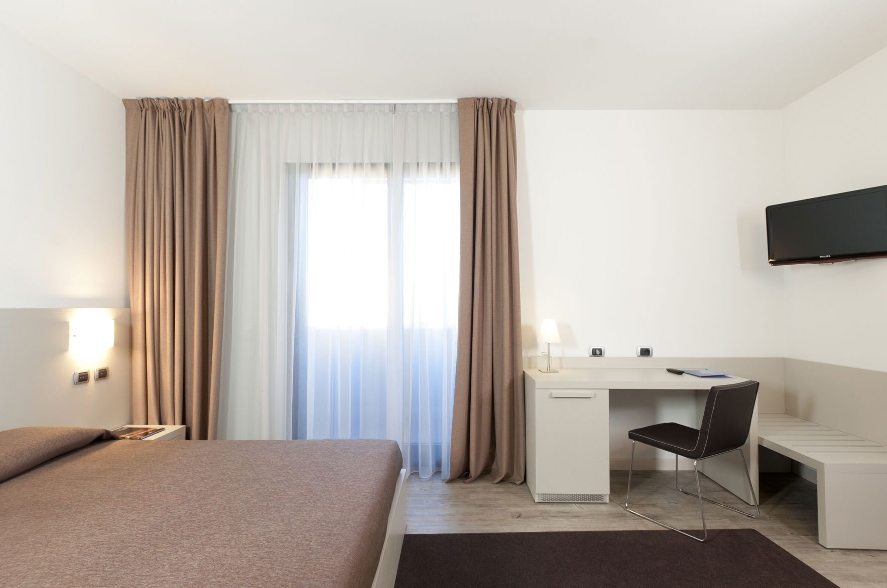 In-room safe, desk, blackout drapes, soundproofing