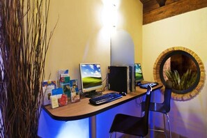 Premium bedding, minibar, in-room safe, desk - Green Hotel Poggio Regillo (Frascati)