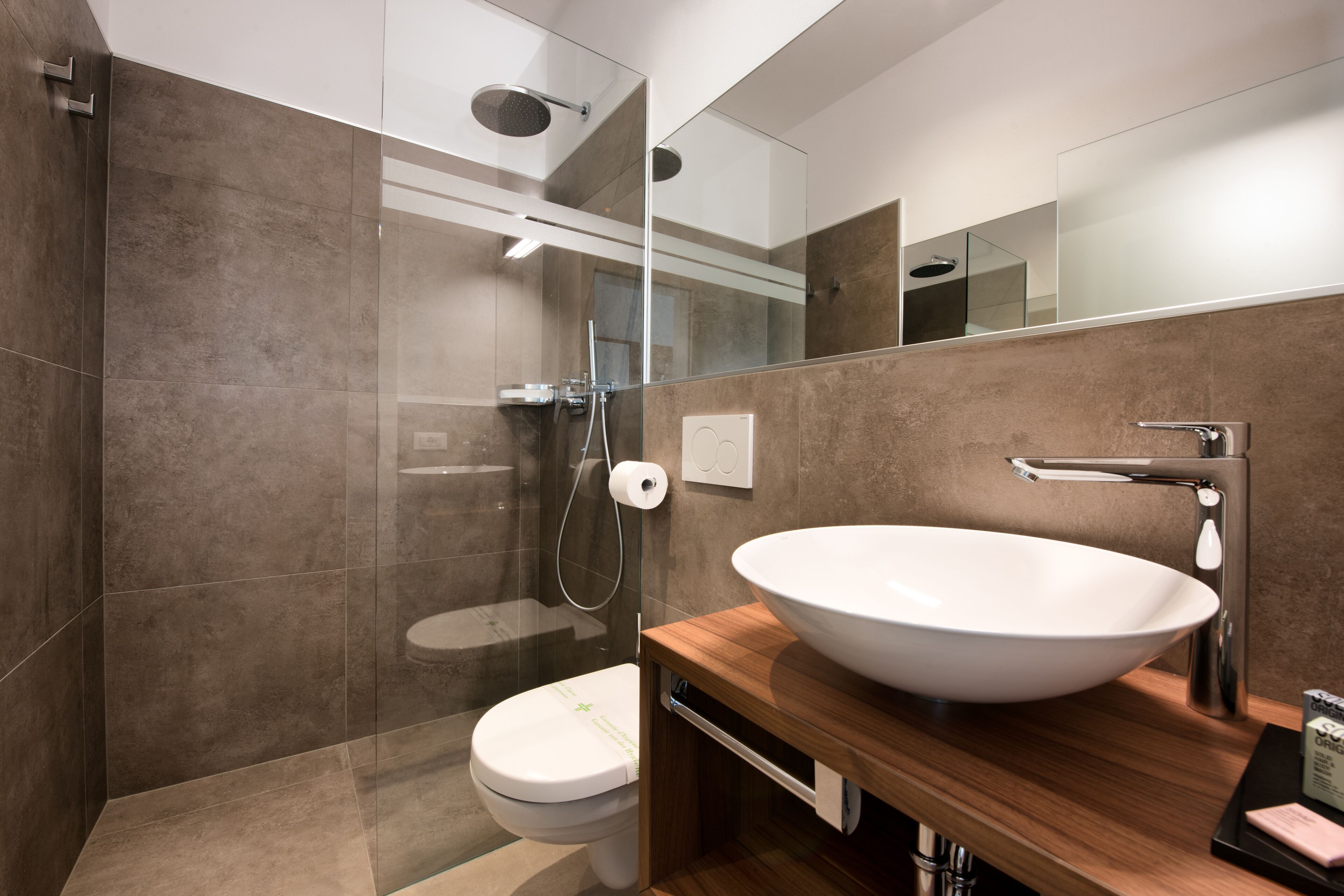 shower, free toiletries, hair dryer, bathrobes