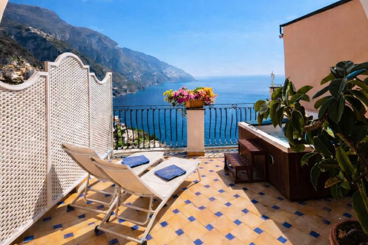 Premium Double or Twin Room, 1 Bedroom, Non Smoking, Sea View | Frette Italian sheets, premium bedding, memory foam beds, minibar