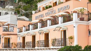 Façade de lâhĂ©bergement