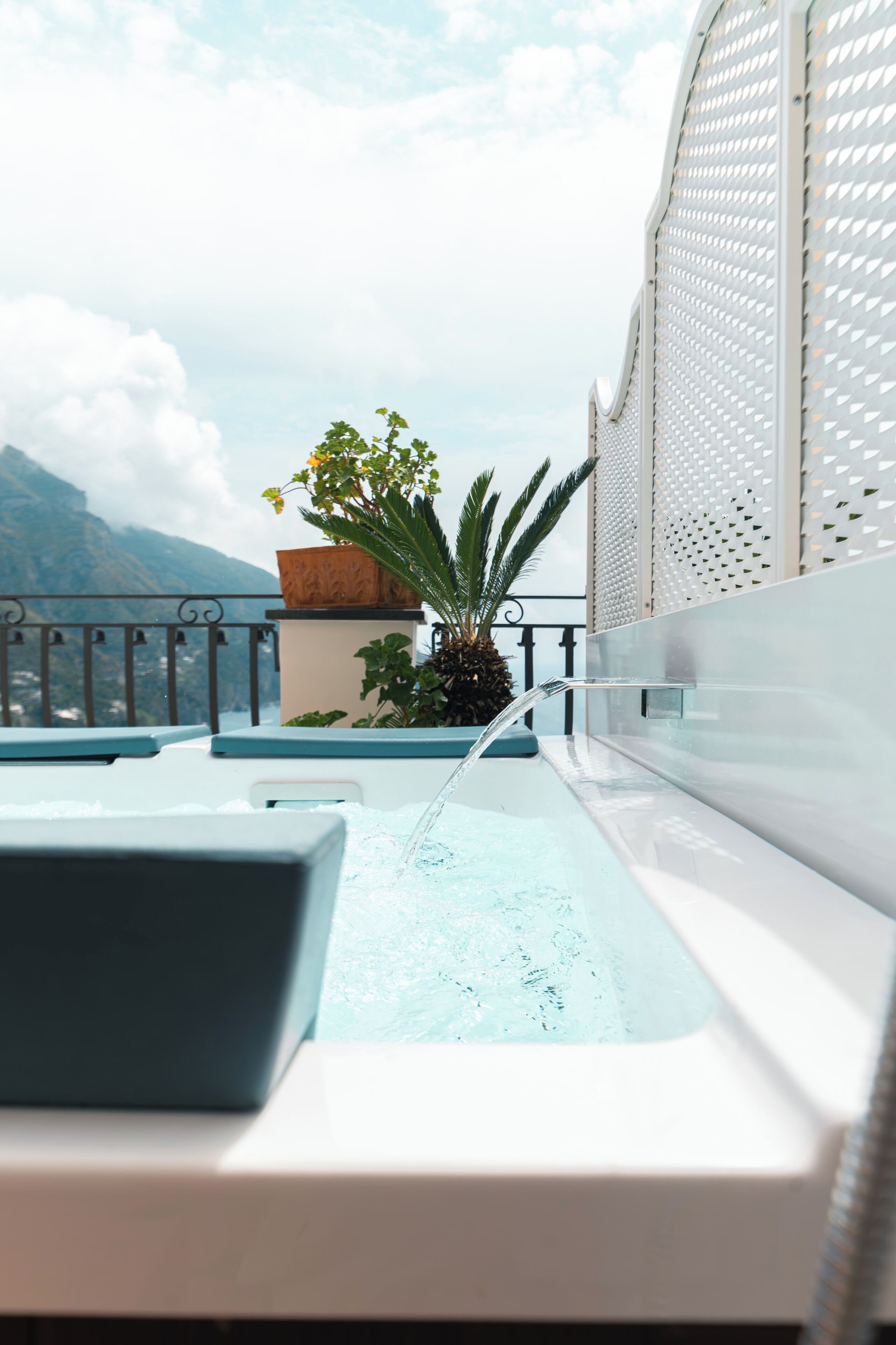 尊荣双人房或双床房, 1 间卧室, 无烟房, 海景 | 意大利 Frette 床单、高档床上用品、记忆海绵床垫、迷你吧