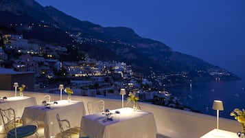 Spécialités Cuisine méditerranéenne, vue sur la mer