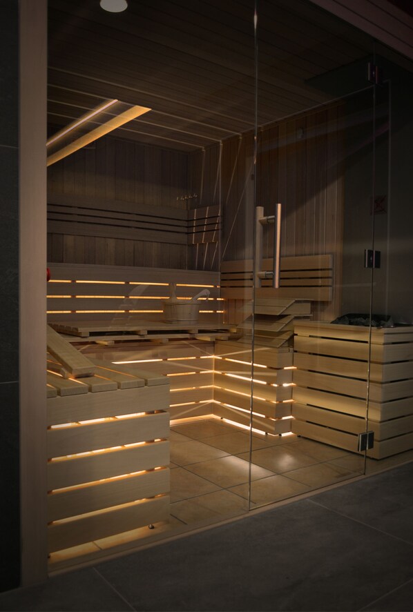 Sauna, tina de hidromasaje y baño de vapor 