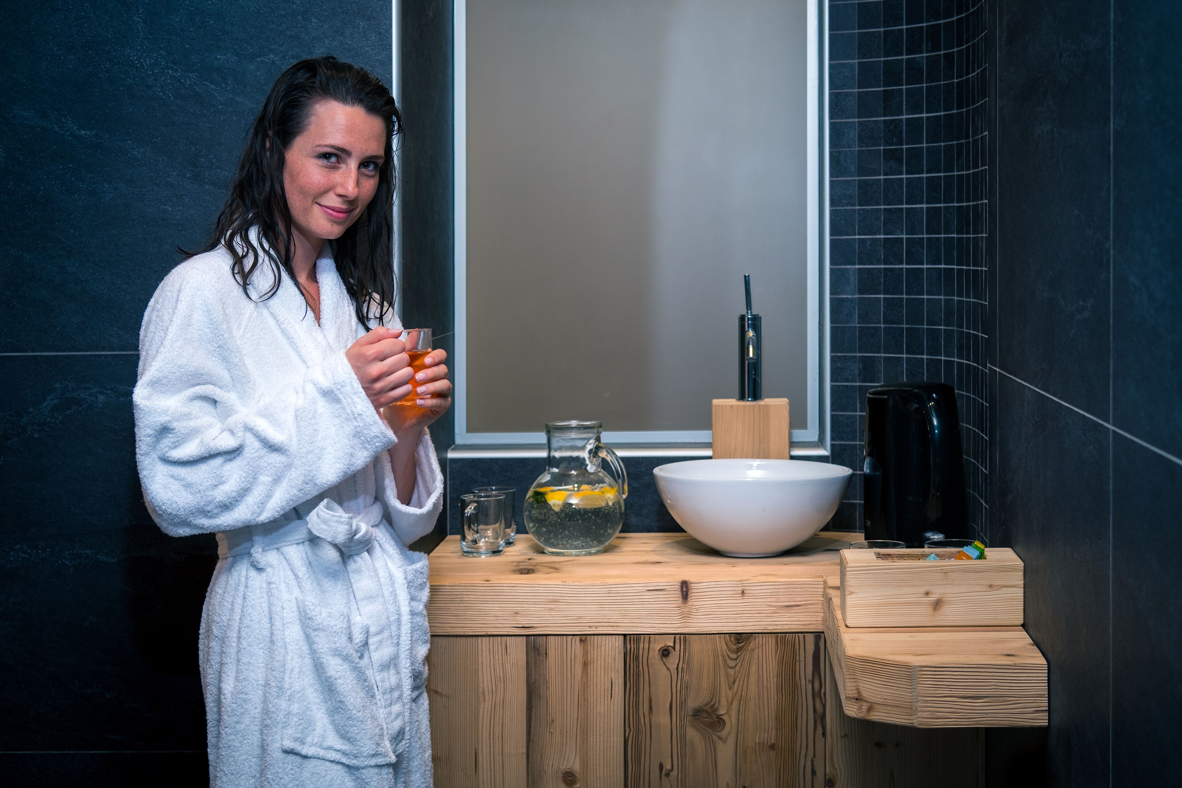 sauna, hot tub, steam room