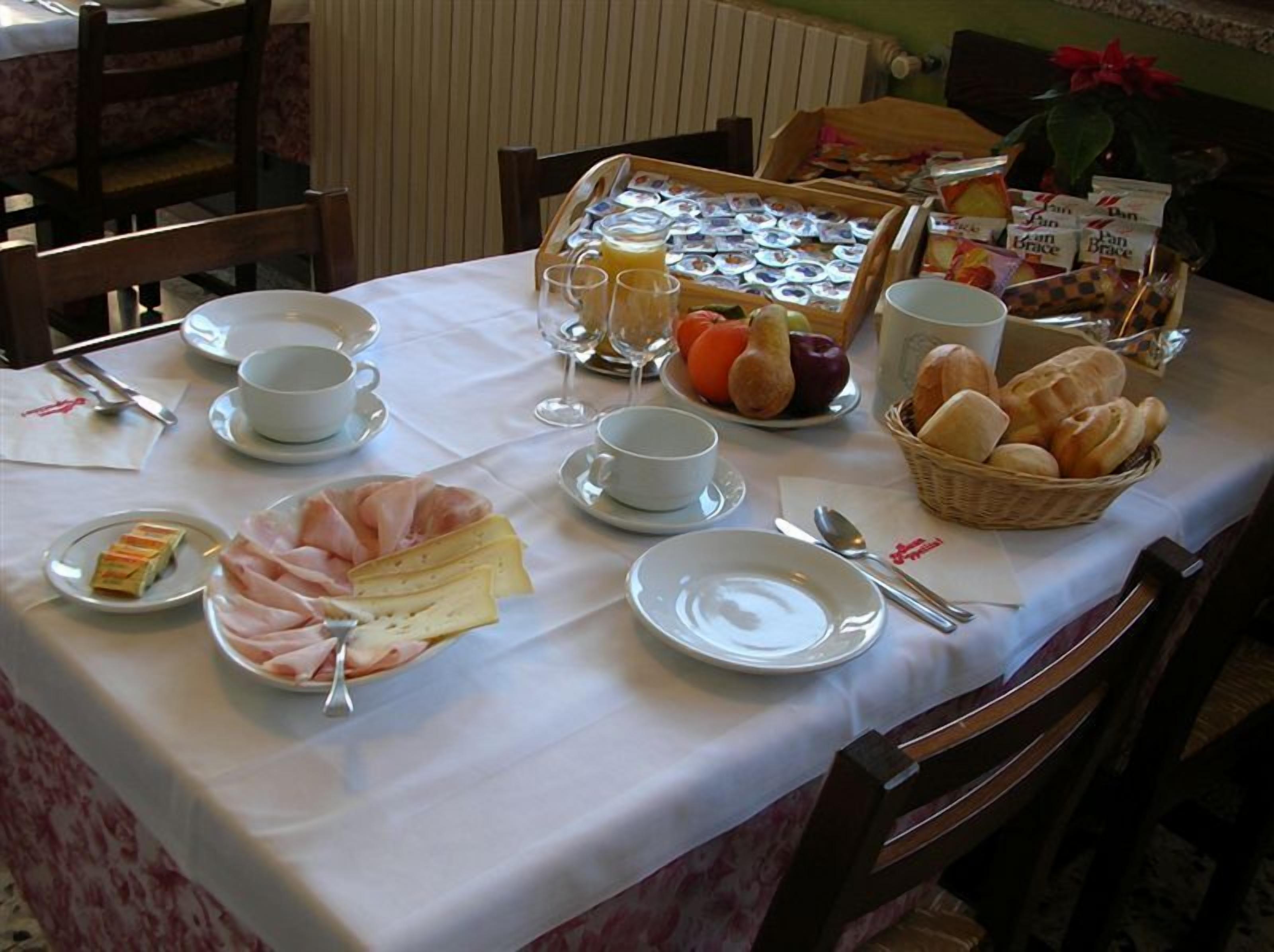 buffet breakfast for a fee