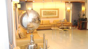 Lobby-Lounge