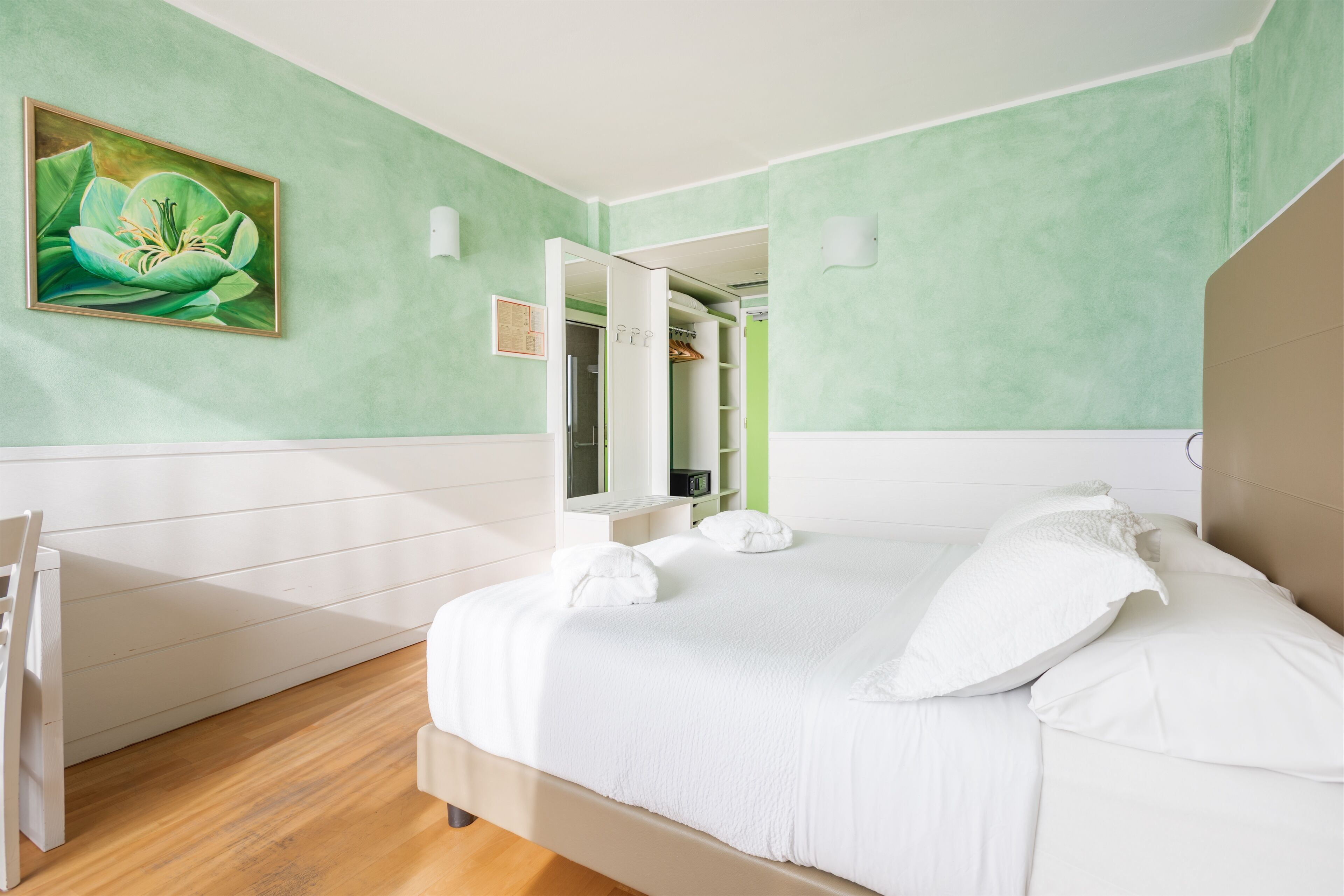 superior double room | 1 bedroom, down duvets, memory-foam beds, in-room safe