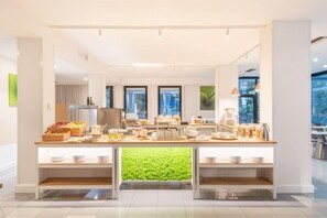 Free daily buffet breakfast - Hotel Gabry (Riva del Garda)