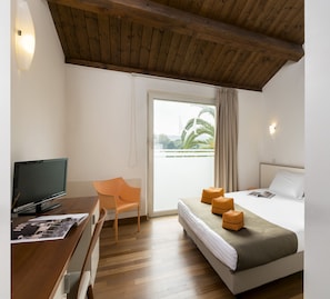 Chambre Standard Double ou avec lits jumeaux