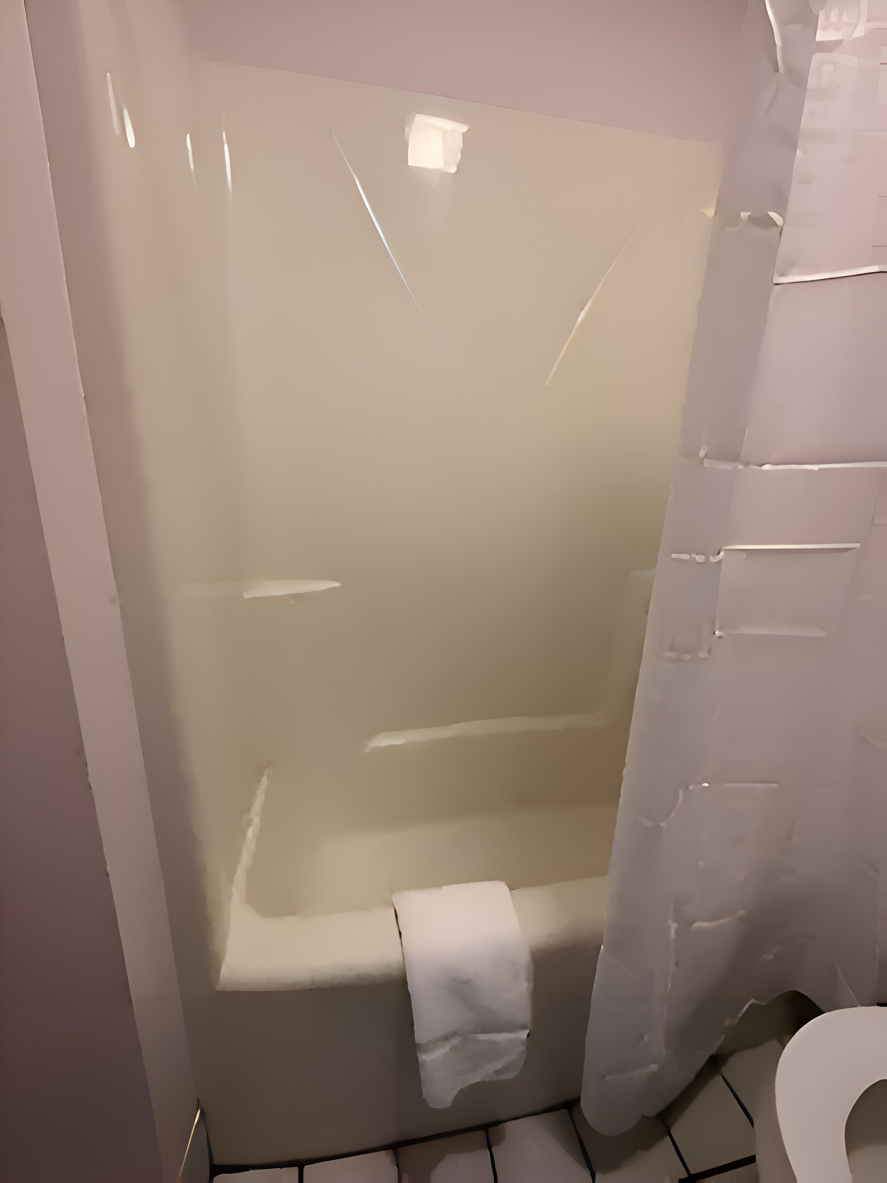 loft | bathroom | free toiletries, hair dryer, towels