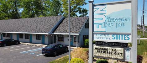 Fachada de la propiedad