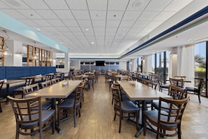 Daily buffet breakfast for a fee