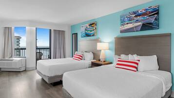 Pinnacle Ocean View Deluxe Queen Efficiency | In-room safe, individually furnished, blackout drapes