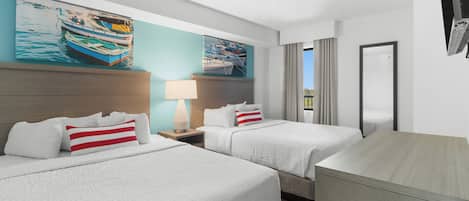 Pinnacle Oceanfront Deluxe Queen Efficiency | 1 Schlafzimmer, Zimmersafe, individuell eingerichtet