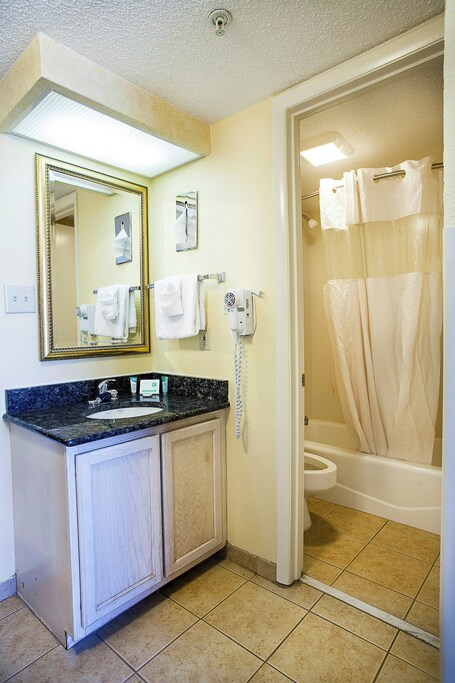 Compass Cove Resort - Image 16