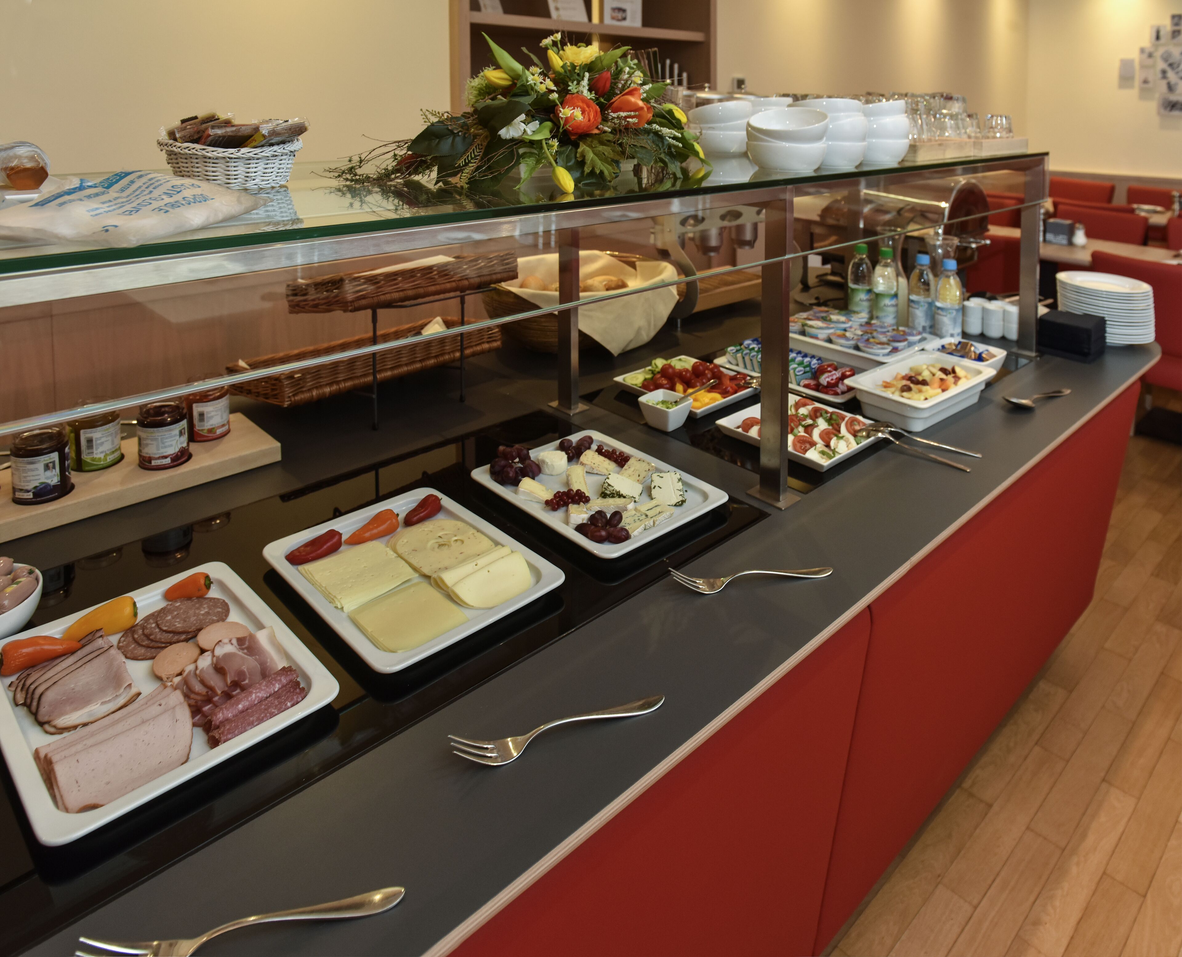 daily buffet breakfast (eur 18 per person)