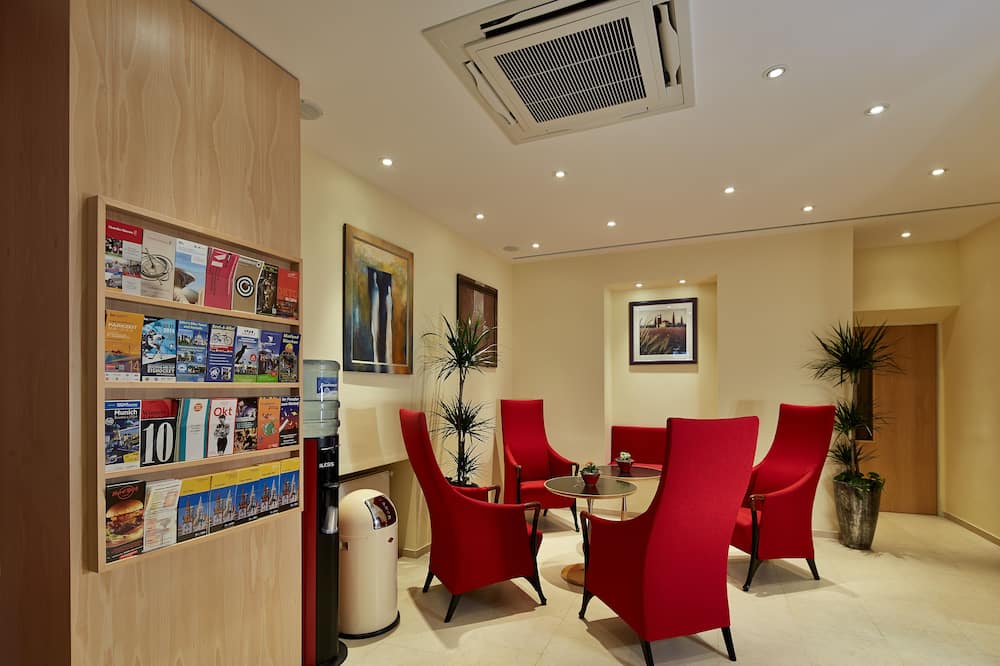 Hotel Adria München
