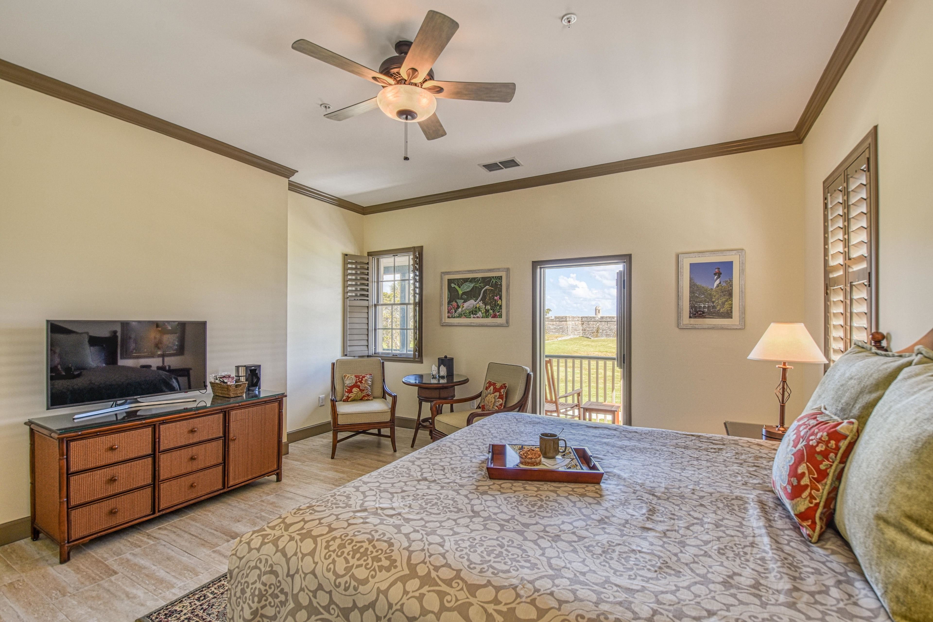 castillo king | pillow-top beds, individually decorated, individually furnished