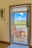 Colchones con pillow-top, decoración personalizada y muebles diferentes 