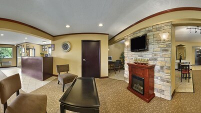 Travelodge by Wyndham Lima OH