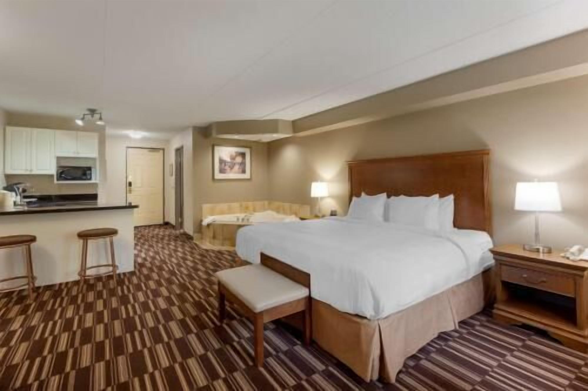 Premium bedding, pillowtop beds, in-room safe, blackout drapes