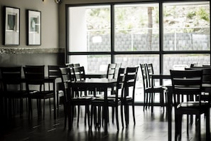 Free daily full breakfast