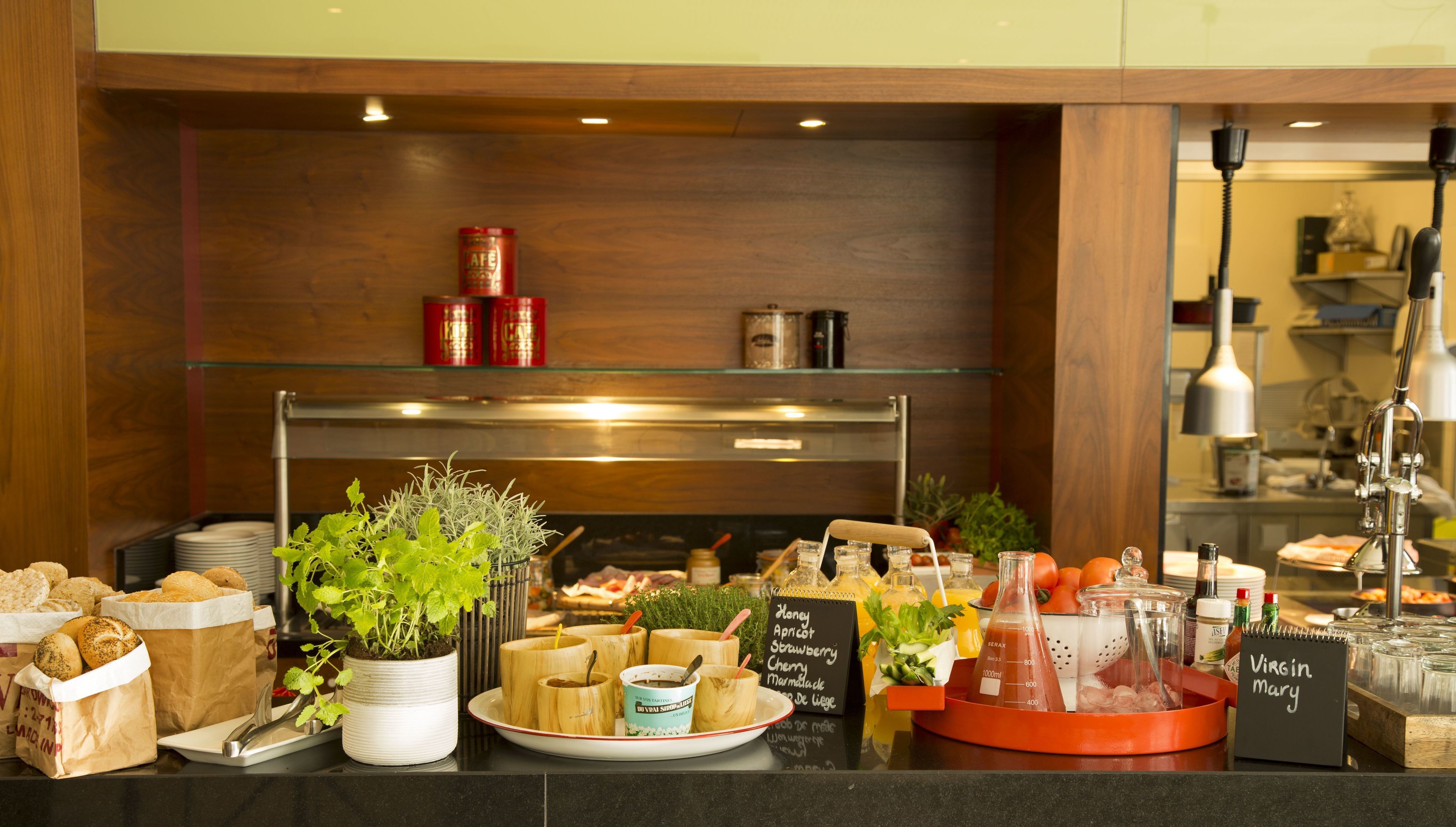 daily buffet breakfast (nok 249 per person)