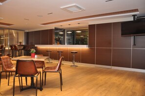 Bar (en la propiedad)
