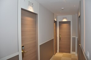 Hallway - Hotel Selu (Córdoba)