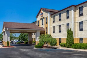 Exterior - Comfort Suites Rolla (Rolla)