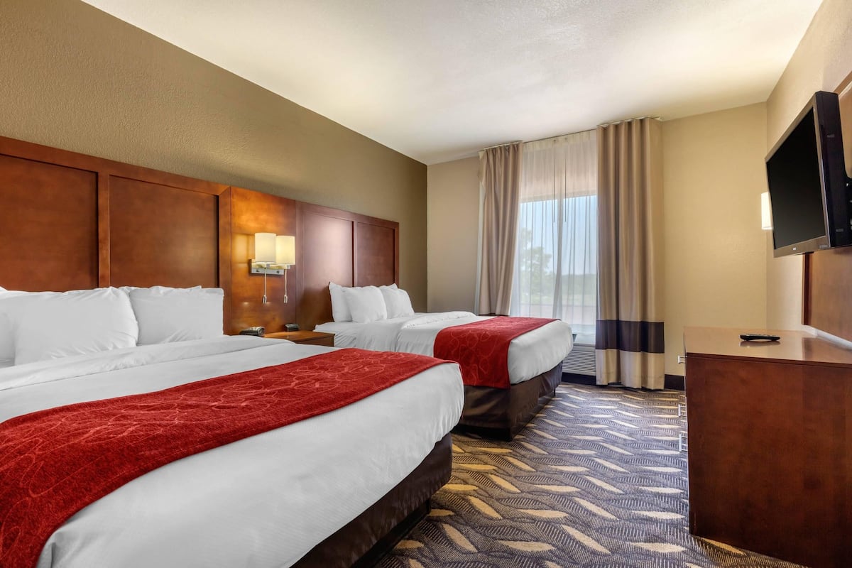 Suite, Multiple Beds, Non Smoking (Upgrade)