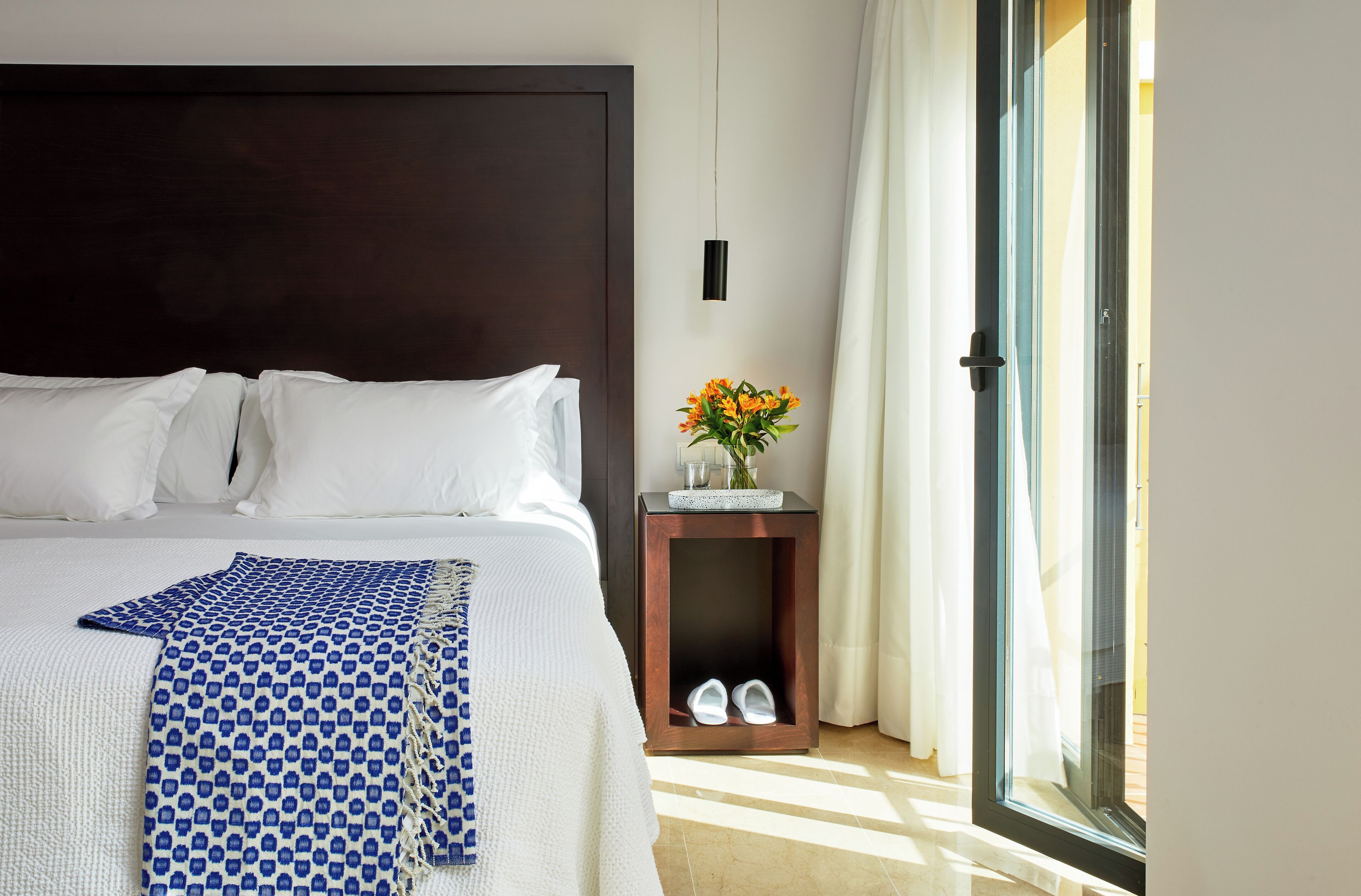 superior room | minibar, in-room safe, desk, laptop workspace