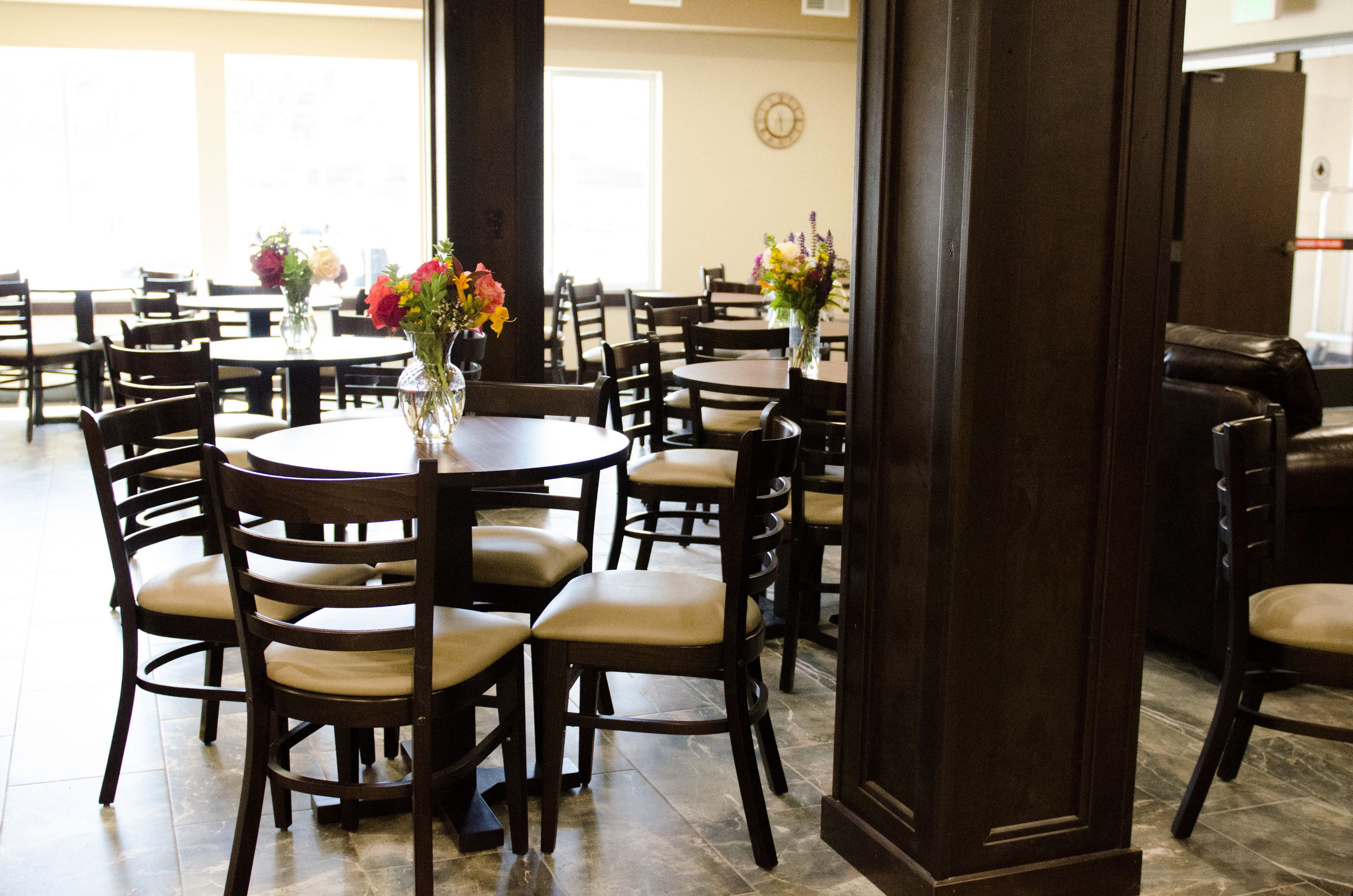 Bao gồm bữa sáng buffet hàng ngày 