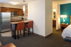 1 bedroom, premium bedding, in-room safe, desk