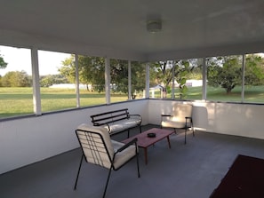 Honeymoon Suite, 1 Queen Bed | Terrace/patio