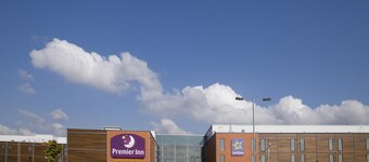 Premier Inn London Heathrow Airport T2 & T3 - Bath Road