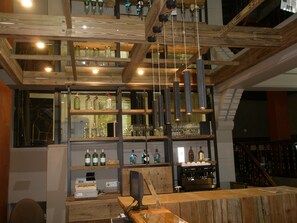 酒吧（店内）