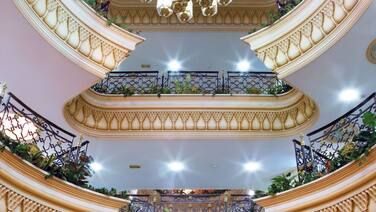 Landmark Plaza Hotel