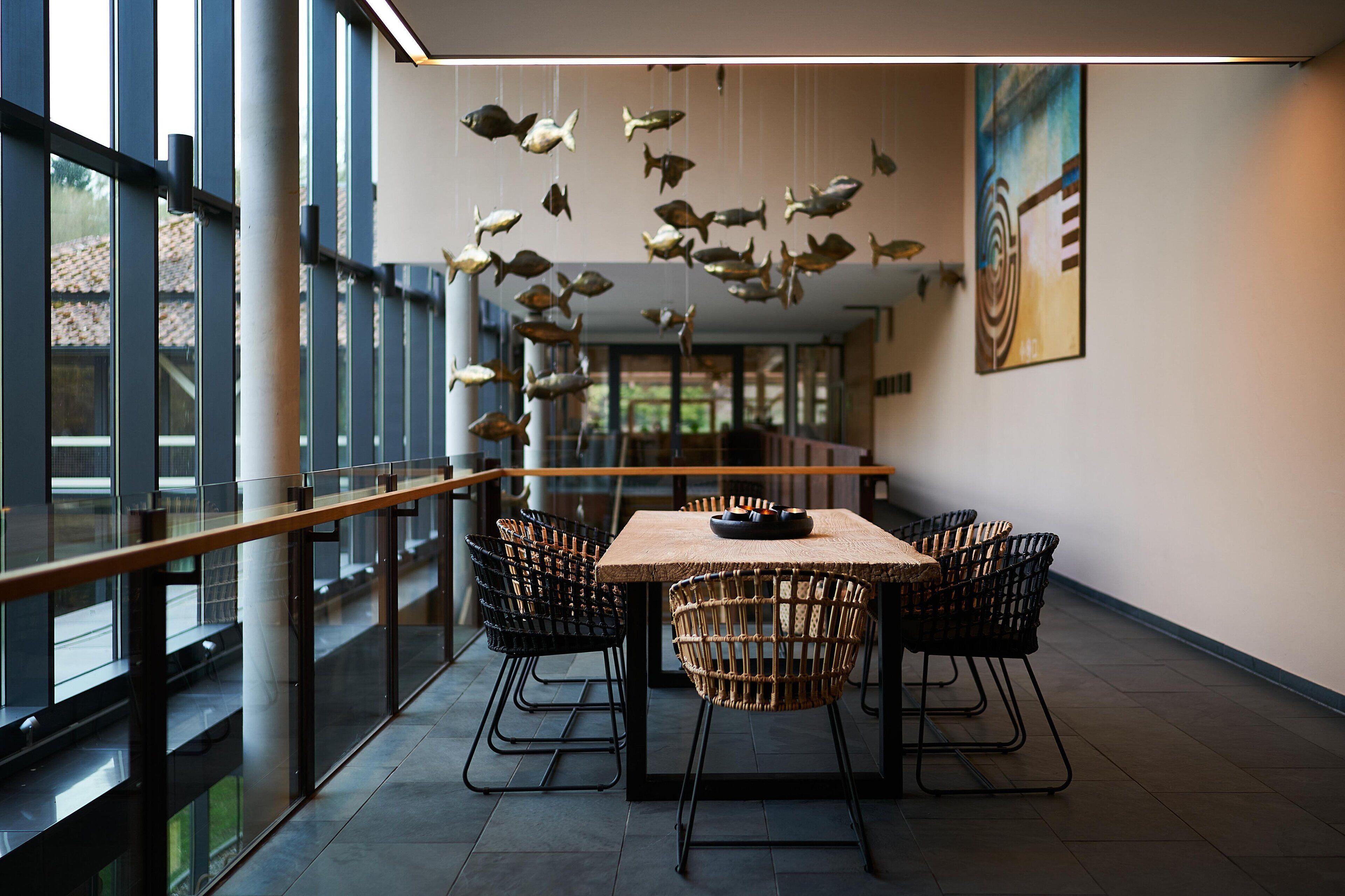 lunch and dinner served, regional cuisine