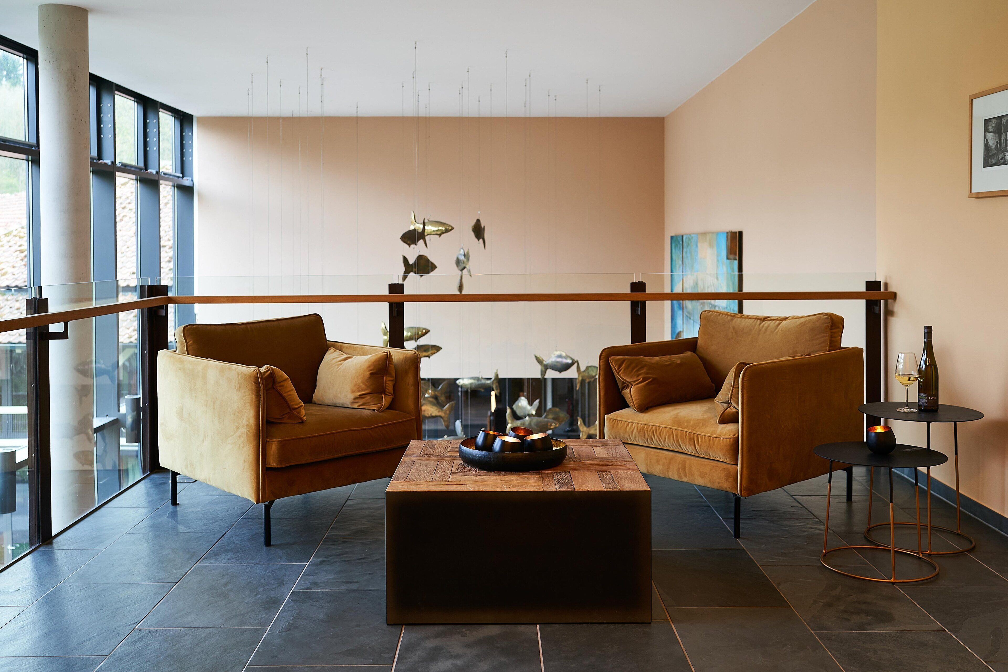 lunch and dinner served, regional cuisine