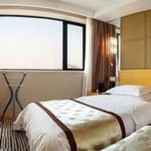 In-room safe, blackout drapes, rollaway beds, free WiFi