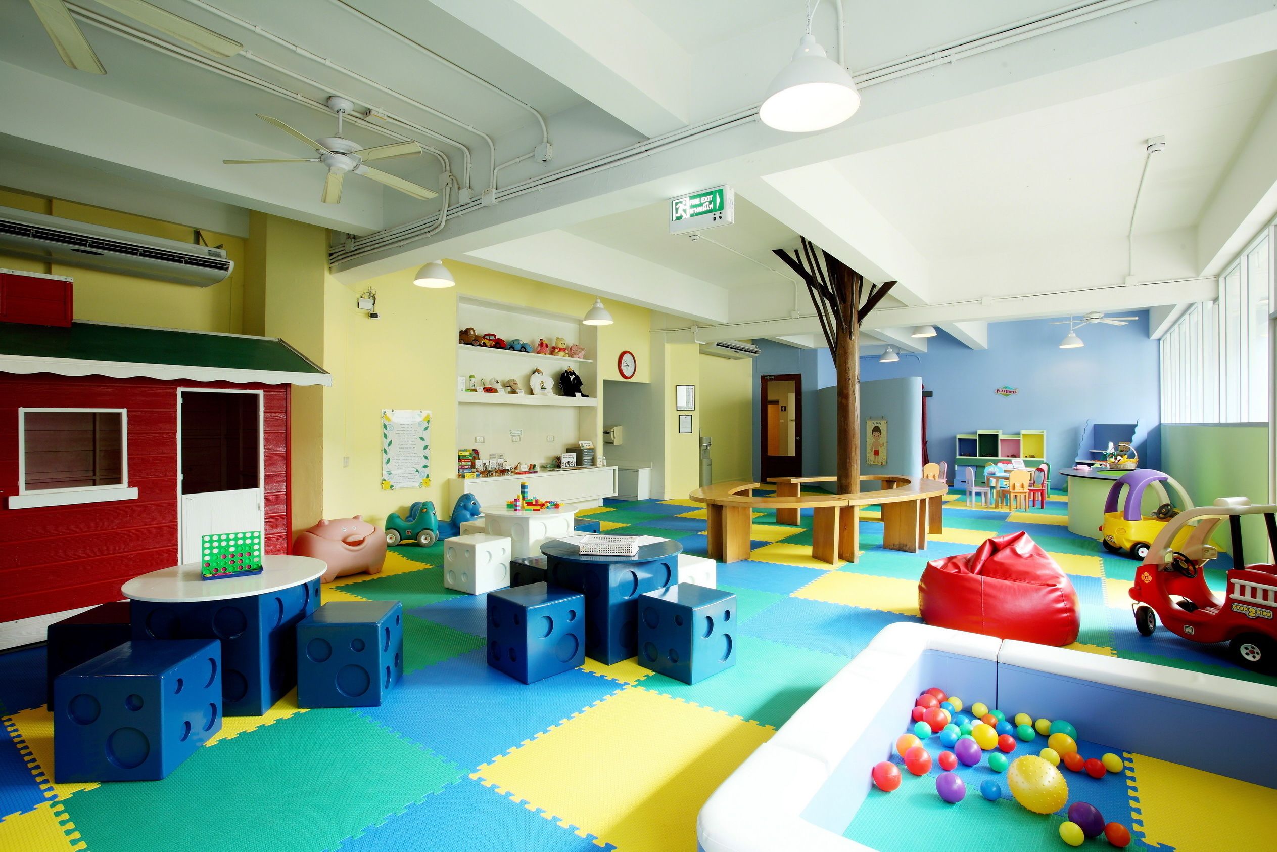 children’s play area – indoor