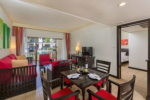 En 32-tommers LCD-TV med Parabol-TV samt TV