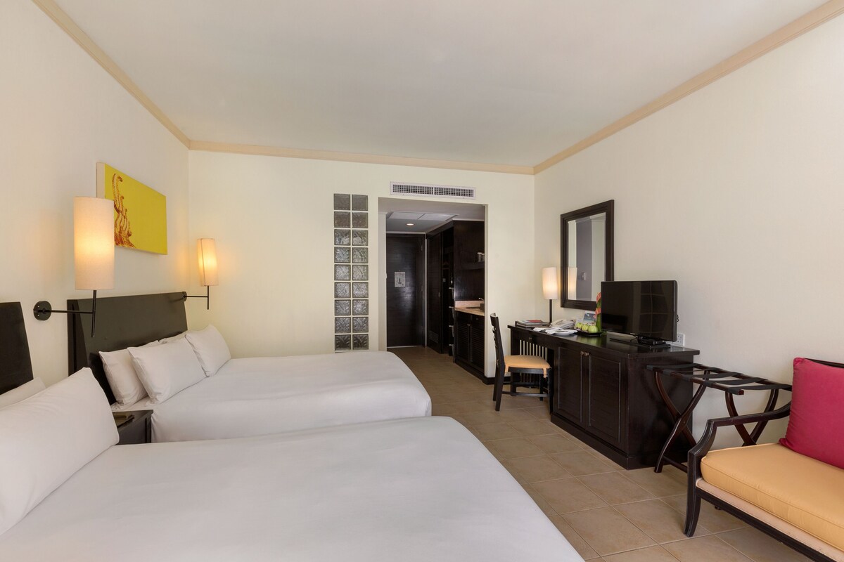 Minibar, in-room safe, desk, blackout drapes
