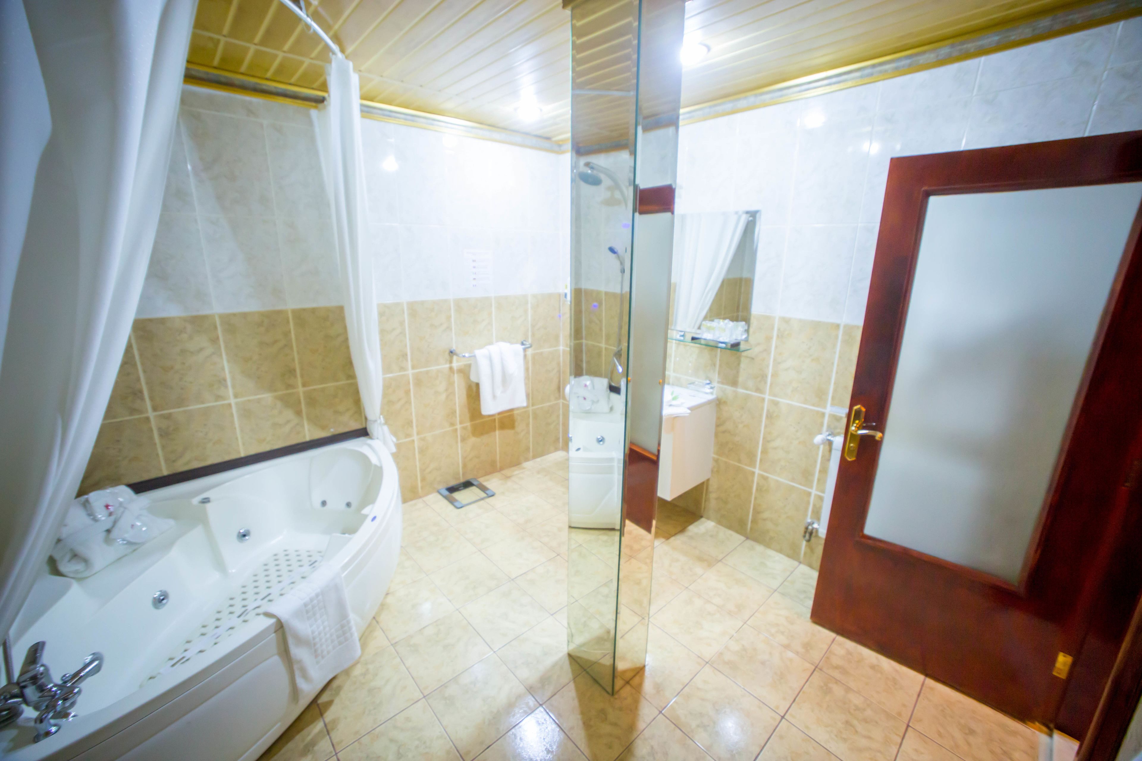 Foto - Bucharest Comfort Suites Hotel