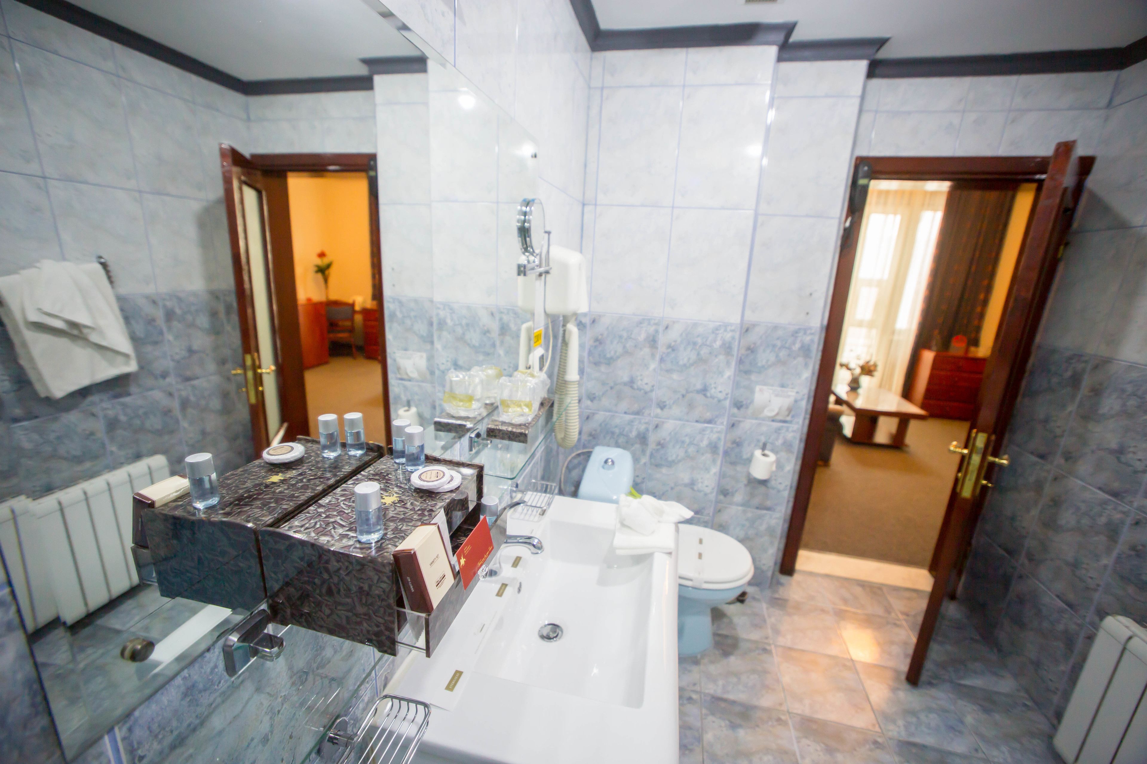 Foto - Bucharest Comfort Suites Hotel