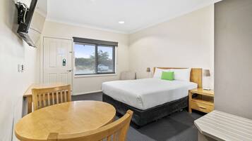 Room, 1 Queen Bed, Accessible, Non Smoking