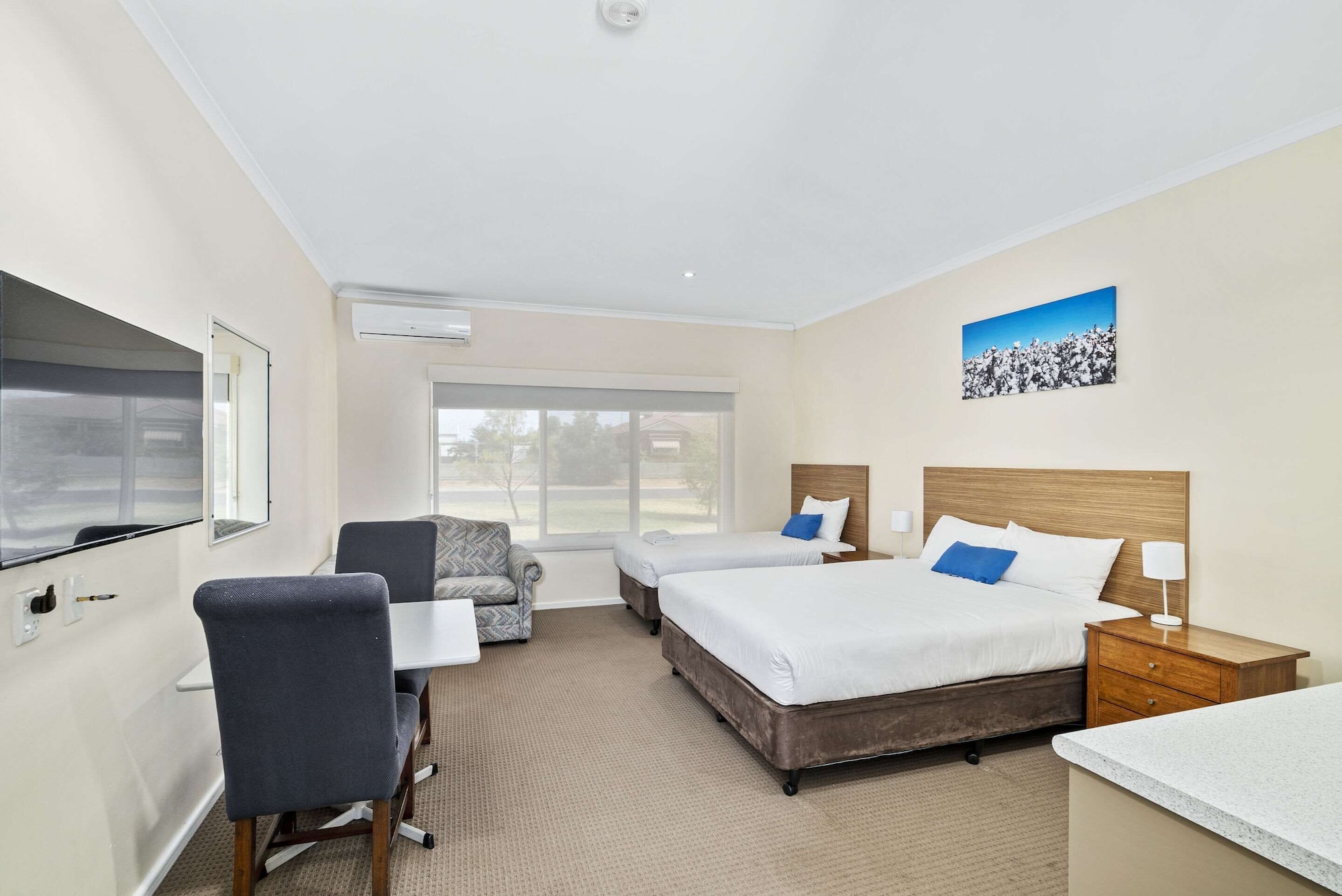 4 Star Hotels