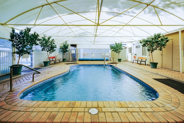 Indoor pool, 2 outdoor pools